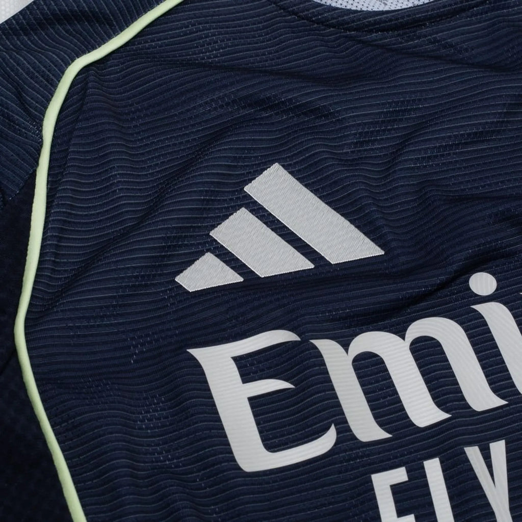 Real Madrid 25 /26 Extérieur